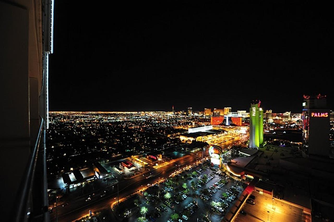 Apartahotel Strip Views Studio Suite 22 *